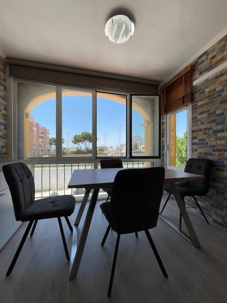 The Cozy Corner La Plaza In Arenal * Javea